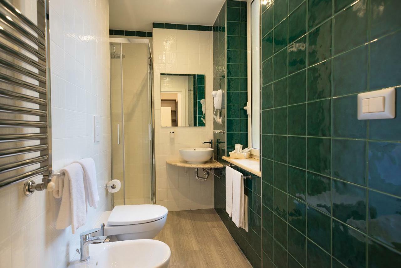 B&B Toledo One 那不勒斯 外观 照片